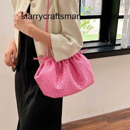 Women Pouch Holding Cloud Bag Botteg Venet Fashionable Woven Pleated Women's Bags in 2023 Fashionable and One Shoulder Crossbody Korean