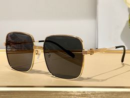 Sunglasses For Men and Women Summer Designers 0304 Style Anti-Ultraviolet Retro Eyewear Full Frame Glasses Random Box