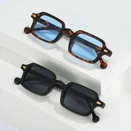 Sunglasses Frames Fashion Square Women Retro Rivets Decoration Glasses Men Leopard Blue Sun Gradient Shades UV400 231117