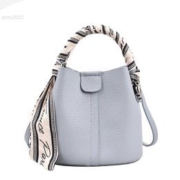 Shoulder Bags High Quality Bucket Bags for Women Brand PU Shoulder Bag Fashion Purses and Handbag Designer Crossbody Bag Silk Scarf Satchel