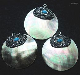 Pendant Necklaces 2pc Black Shell Lip Pendants With Rhinestone Blue Turquoise For Women Making Accessories Size 40mm Round Shape Desi