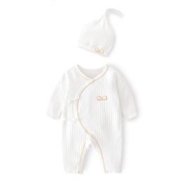 Rompers Lawadka 0-6M Spring Baby Girls Boys Romper Hat Cotton White Clothes For Girls Fashion Infant Jumpsuit born Babies 0 to 3 M 230418