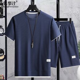 Men's Tracksuits Summer Sports and Leisure Suit Men and Women Tee Top and Shorts Fashion Two-piece Set Shorts Men Tracksuits Men Clothes 230418