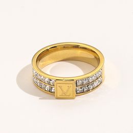 Fashion Gold Plated Letter L Brand Ring Jewelry for Women Wedding Gift