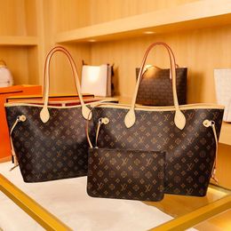 Luxurys Designer Bag 2 pezzi Set Borse da donna Borsa a tracolla Classic Naverfull Fashion Composite Lady Clutch Tote Bag Portamonete femminile Portafoglio