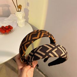 Fashion Designer Brand Kakki Letter Headband Women Girls Letters Hairband With Stamp Hair Accessories Classic Brown HairBands Ornament