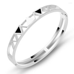 Bangle Letter V Hollow Triangle Bangles & Bracelet For Women Jewelry Punk Enamel Black Stainless Steel Fashion Girl Gift