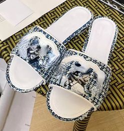 Small Fragrance Tweed Slippers Female 2023 Summer New Flat Flip-flops Outside Wear High Heels Thick Heels Sandals Beach Slippers