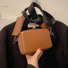 Umhängetaschen JIN YIDE Box Umhängetaschen für Frauen 2022 Weibliche Designer Trend Kleine Leder Schulter Seitentasche Handtaschen mit Breitem Gürtel