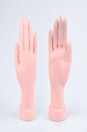 1Pcs Rubber Practise Fake Hand Mould Flexible Soft Flectional Mannequin Model for Training Nails Tip Salon DIY Manicure Tools7498217