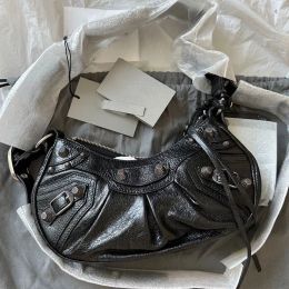 Luxury half moon Shoulder motorcycle Underarm bag Womens mens Designers crossbody handbags satchel purses Rock style bag lady Genuine Leather tote clutch bags