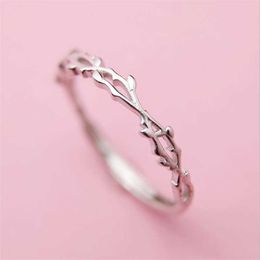 Band Rings New Simple Twig Thorn Leaf Silver Plated Jewellery Not Allergic Popular Branch Exquisite Women Opening Rings R127 AA230417