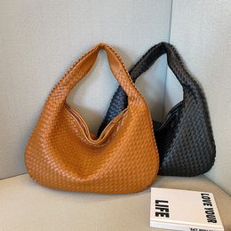 SC Brand Vegan Leather Hobo Bag Handmade Woven Casual Female Handbag Big Capacity Patchwork Zipper Women Shoulder Bags 211026