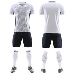 Outdoor T-Shirts Team Custom Soccer Uniform Set Blank Jerseys Printing Number Name Quick Drying Breathable Adult Kids Training Football Jersey 231117