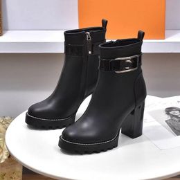 Stivaletti Donna Beaubourg Laureate Platform Desert Boots Designer Boot Lusso di alta qualità Mefropolis Flat Ranger Tacco grosso Frenum Martens stivali 14