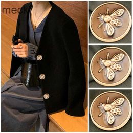 Button Hair Clips Barrettes New Arrival 6 PCS Rhinestone Decor Metal Gold Bee Buttons For Clothes Coat Cardigan Sweater Sew Needlework KD871