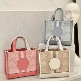 Woman classics Beach Bags Luxury designer Shopping Bags Designed famous handbags printing Cross body Shoulders bag Clutch totes hobo purses wallet