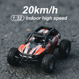 Electric/RC Car S801 S802 Rc Car 1/32 2.4g Mini High-speed Remote Control Car Kids Gift For Boys Built-in Dual Led Lights Car Shell Luminous Toy 231118
