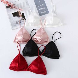 Bras Women's French Style Bra Girl Wrapped Chest Adjustable Shoulder Strap Single Buckle Satin Sexy Tube Top Underwear Lingerie P230417