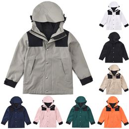 2023 Designer mens jacket spring autumn windrunner tee fashion hooded sports windbreaker casual zipper Outdoor jackets clothing XXS-5XL