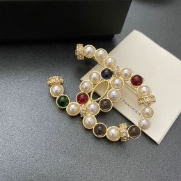 Womens Vintage Pearl Brooch Pin Suit Dress Pins for Lady Fashion Brand Letter Designer Brooches Jewelry Accessories