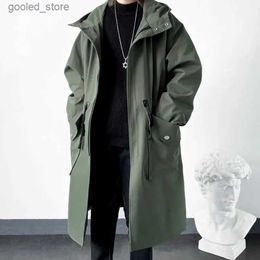 Men's Trench Coats 2023 Spring Autumn Army Green Windbreaker Fashion Men Mid-length Casual Hooded Coat Men Daily High Street Overcoat Male Clothes Q231118