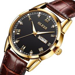 Wristwatches Classic Men Sport Watch Quartz Movement Leather Strap Waterproof Multifunction Montre Homme