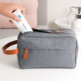 Diaper Bags Fashion womens double layer mummy bag baby care wholesale milk bottle 40oz with handle H20 A1 to A8 brand cover 231117