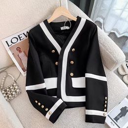 Women's Suits Blazers Court Style Black White Contrast Women Coat HighQuality Light luxury Metal Buckle Fashion suit Female clothes 230418