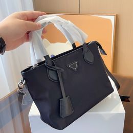 Designer Bag Totes Handbag Fashion Shoulder Crossbody Bags Nylon Messenger Bag Casual Plain Shopping Handbags Luxurys Women Purse Large Capacity Duffle Bag Wallet