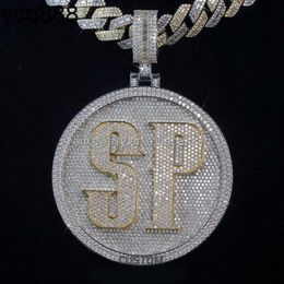 Custom Hip Hop Jewellery Round Plate 18k Gold Plated d Colour Vvs Moissanite Pendant Iced Out Letter Name Number Pendant