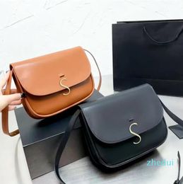 2023-Designer saddle Messenger hobo CrossBody bag Luxurys Womens mens Genuine Leather with shoulder strap tote chains handbag famous clutch bags metal letter logo