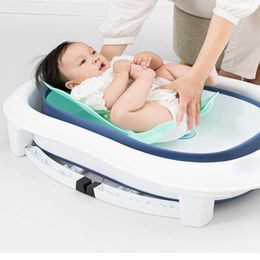 Bathing s Seats Baby Bath Mat Newborn Accessories Portable Child Safety Seat Infant Washing Ass Artifact Babies PP Tub Supplies Bathtub Care P230417