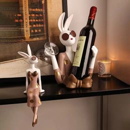 Decorative Objects Figurines Nordic Resin Rabbit Girl Sculpture Ornaments Living Room Wine Cabinet Bedroom Tabletop Statue Crafts 231117