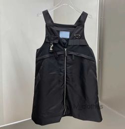 Women's suspender jumpsuit designer famous brand women's dress summer nylon shorts chest pocket design elastic belt trousers street clothes cargo pants