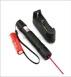 RX2 650nm BLACK Adjustable Focus Red laser pointer pen Beam Light Waterproof with Batteries Charger3137882