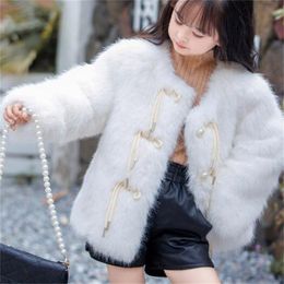 2024 New Fashion Winter Imitation Fur Jacketst Girls' Coat Fresh Sweet White Jackets Children's Coat Pearl Button Cotton Stylish Coats