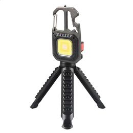 Lanternas tochas 1 pc acampamento luz tripé para mini led bolso chaveiro lanterna suporte de emergência ao ar livre suprimentos 231118