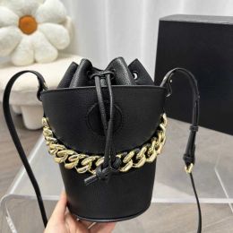 Luxury Chain Womans Bucket Bag Designer Shoulder Bags Womens Crossbody Bag Leather Handbags Hardware Cross Body Wallet Purses 2304191D