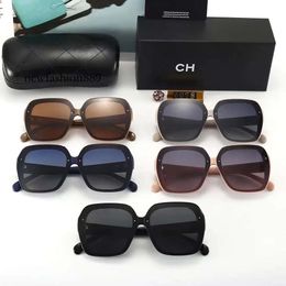 with box Fashion Women Designer Sunglasses for and Men Hyperlight Eyewear Fashion Model Special UV 400 Protection Width Leg PC Big Frame Outdoor