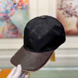 Designer Mens Pu Leather Baseball Caps Woman Luxurys Canvas Hats Can Cap Men Women Casquette SunHats Sports Mesh Trucker Fitted Hat Punk Base Ball Black