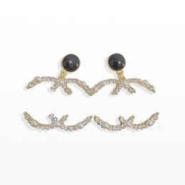 Charm Pearl Diamond Dangle Schmuck Goldgeschenke Geschenke Fashion Spring Neue Frauenliebe Ohrringe Großhandel