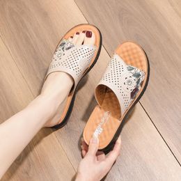 Open Women Sandals Summer Toe Slippers Soft Comfortable Wedge Ladies Bottom Shoes Mother Outdoor Leisure 11