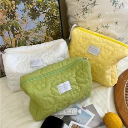 Cosmetic Bags Soft Nylon Cloth Women's Flowers Female Storage Clutch Purse Handbags Solid Color Portable Ladies Zipper Bag