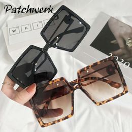 2020 New Letter D Large Frame Sunglasses Women's Square Hollow Out Mirror Leg Sunglasses Ins Fashion Glasses