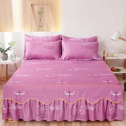 Bedding sets Four Seasons Wedding Bed Skirt Mattress Protector Cover 3 Piece Set 2 Pillowcase Queen Sheet 231118