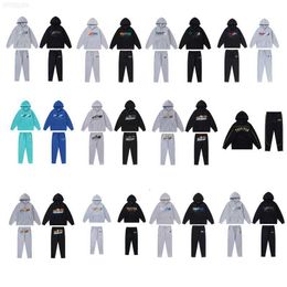 Black Hoodie Trapstar Tracksuit Rainbow Towel Embroidery Decoding Hooded Sportswear Men and Women SuitTKR8