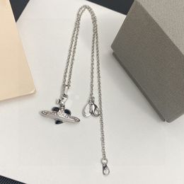 Fashion Designer Brand Pendant Necklaces Saturn Luxury Women Chokers Jewellery Metal Pearl Planet Necklace cjeweler For Woman Chain gh56