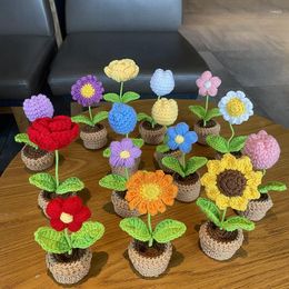 Decorative Flowers Hand-knitted Sunflower Tuilp Crochet Hand-woven Fake Flower Desktop Ornament Car Decoration Teachers ' Day