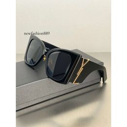 with box Fashion for Designer Women Sunglasses Men Fashion Model Eyewear Special UV 400 Protection Letters Big Leg Double Beam Frame Outdoor Design